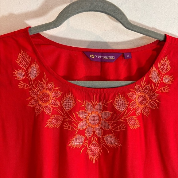 PRETTY WOMAN Sz S Unlined Flowy Enbroidered Sleeves Crew Neck Mini Dress - Picture 3 of 7